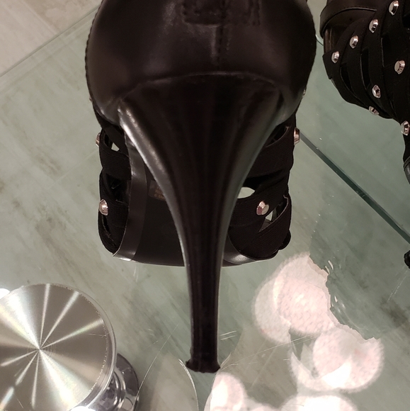 EUC - Michael Kors Sherry open toe black studded gladiator bootie sandals - Picture 6 of 8